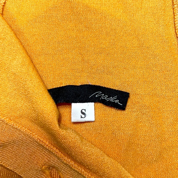 💥TOPS SALE💥 MASKA TURTLENECK SWEATER IN CAMEL - Picture 6 of 7